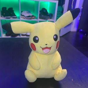 Pikachu Pokémon Plushy Toy